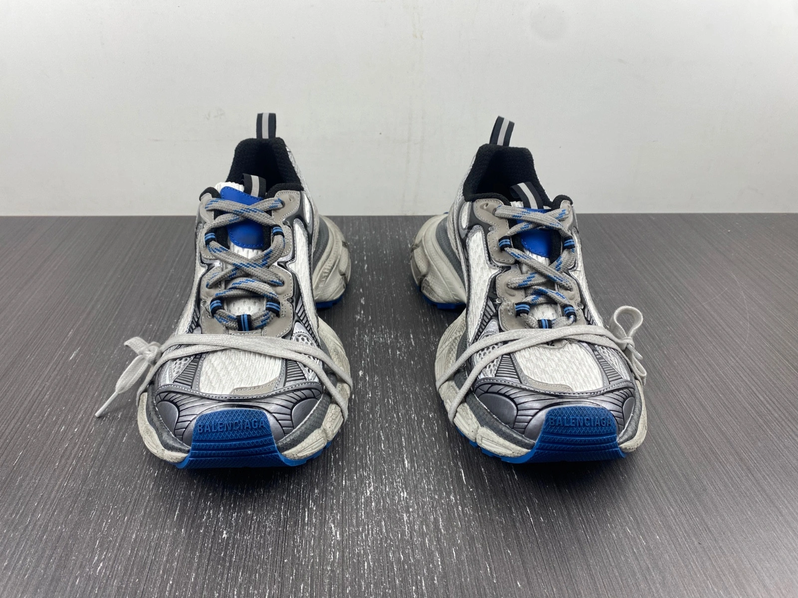 BALENCIAGA MEN'S 3XL SNEAKER WORN-OUT IN DARK GREY