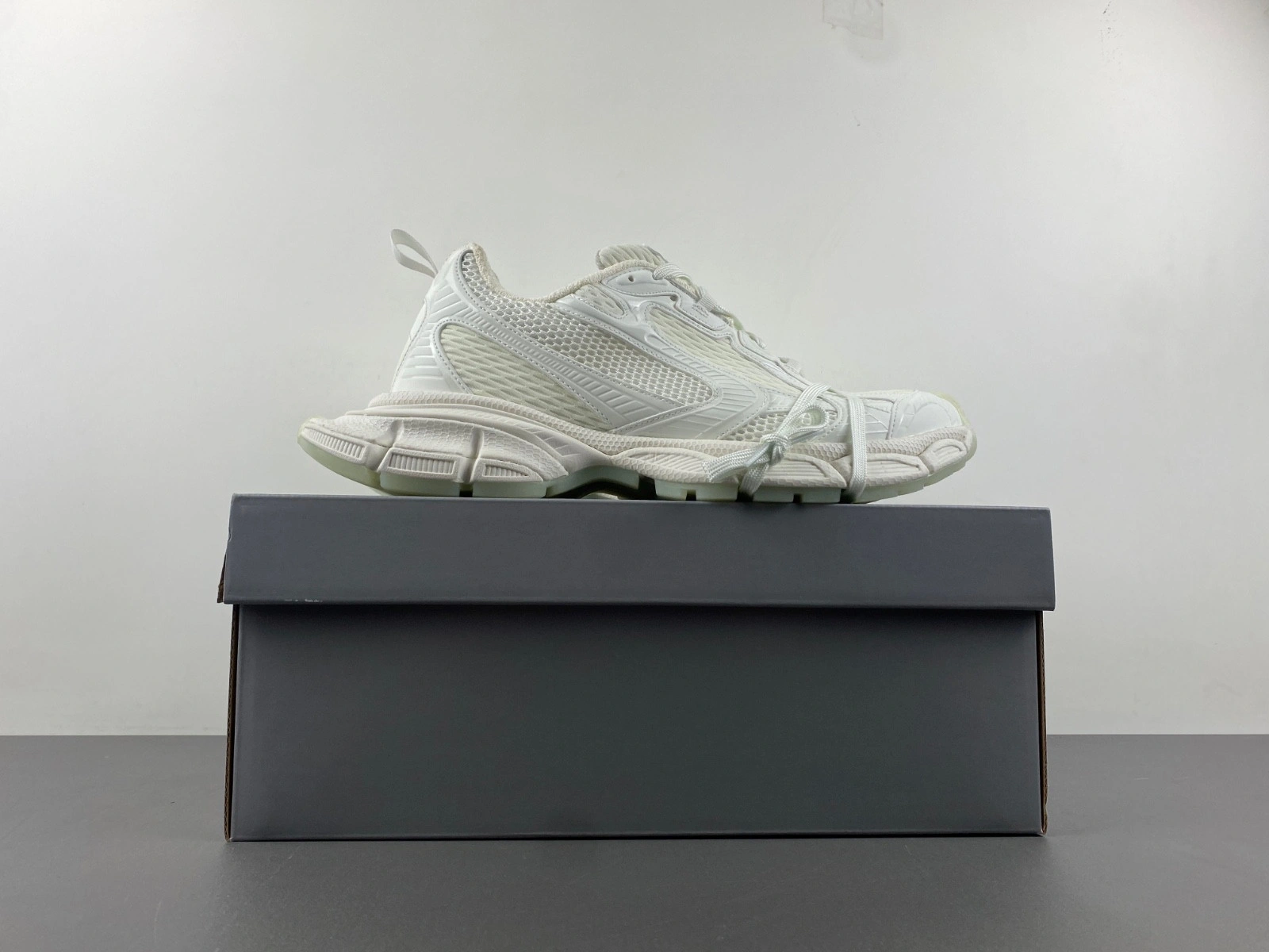 BALENCIAGA MEN'S 3XL SNEAKER