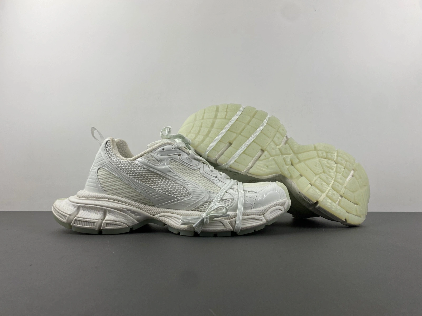 BALENCIAGA MEN'S 3XL SNEAKER