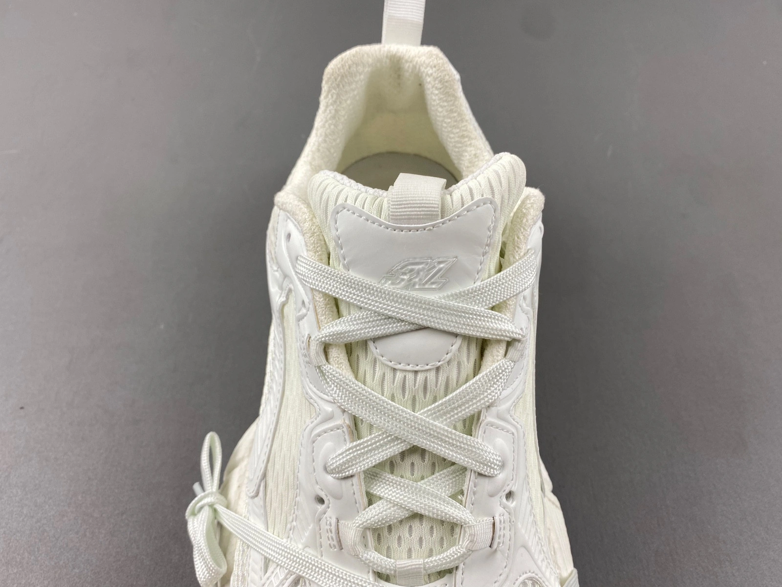 BALENCIAGA MEN'S 3XL SNEAKER