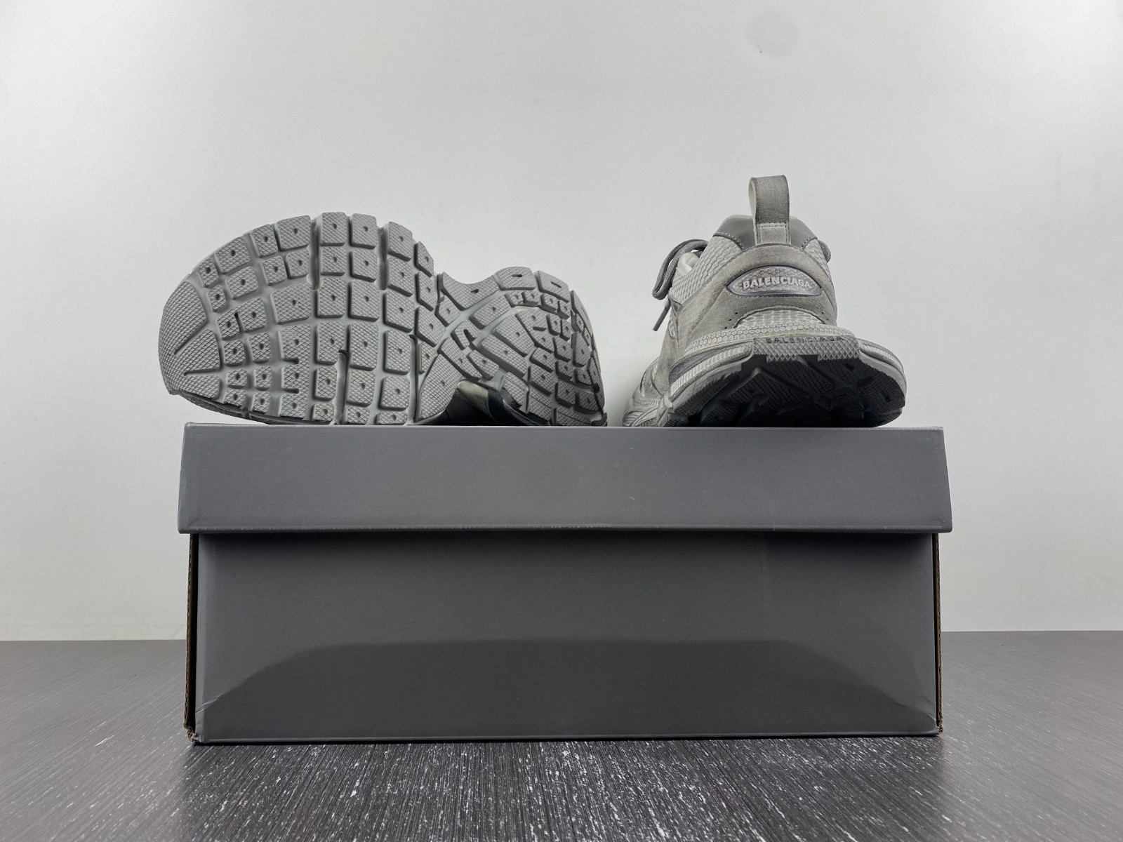BALENCIAGA MEN'S 3XL SNEAKER