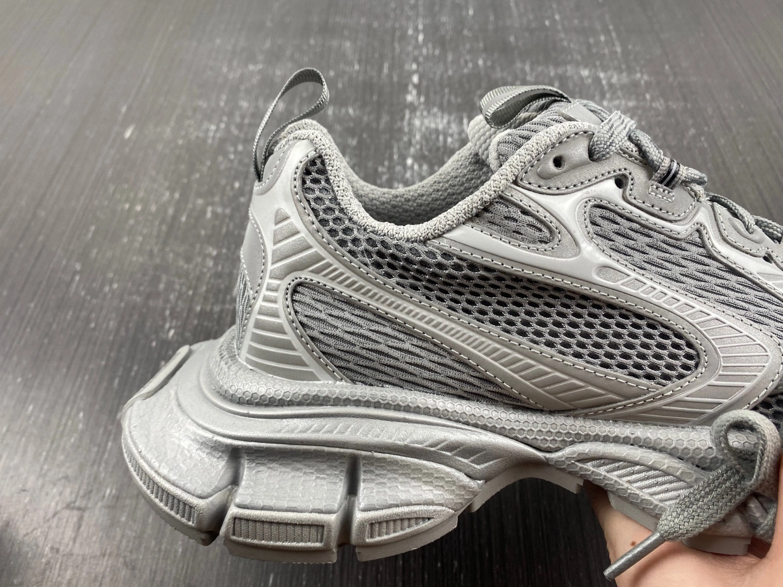 BALENCIAGA MEN'S 3XL SNEAKER