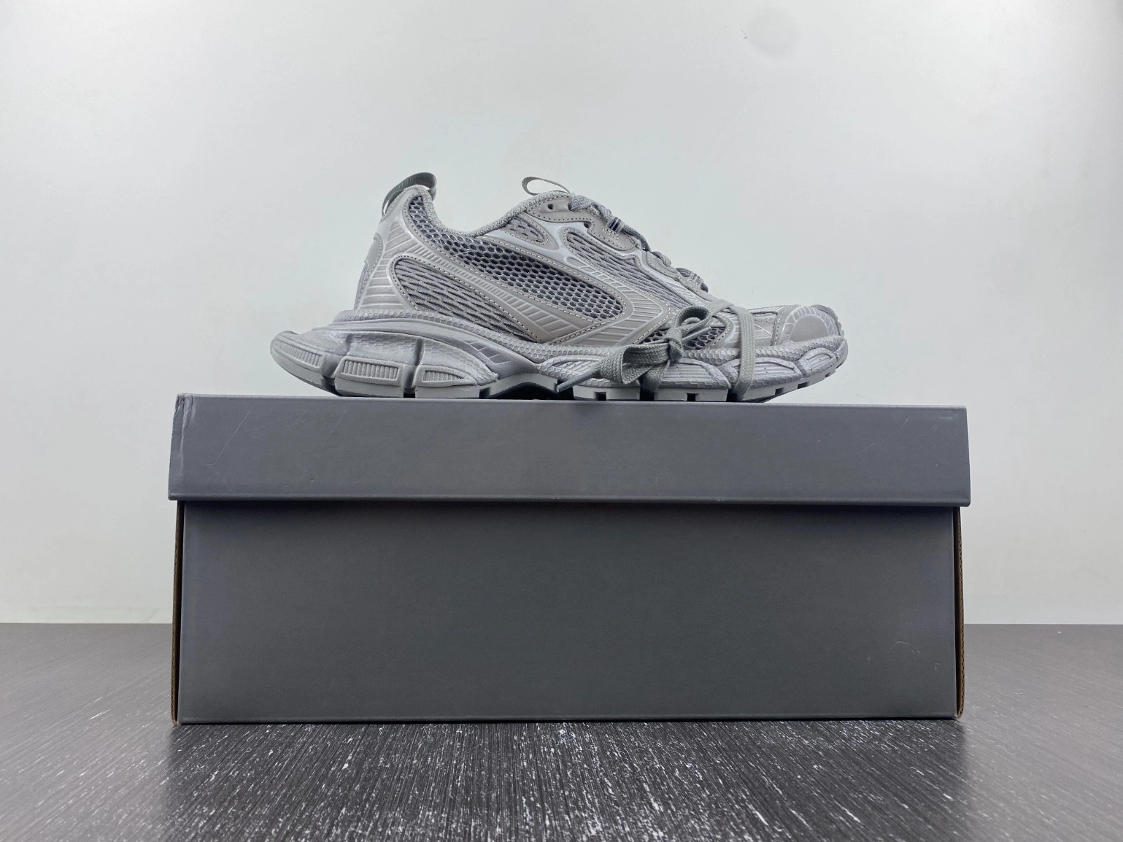 BALENCIAGA MEN'S 3XL SNEAKER