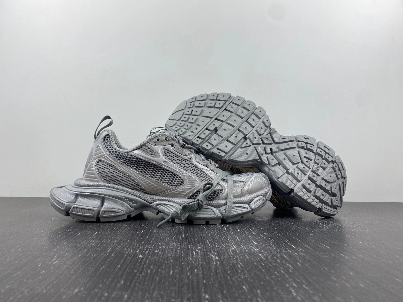 BALENCIAGA MEN'S 3XL SNEAKER
