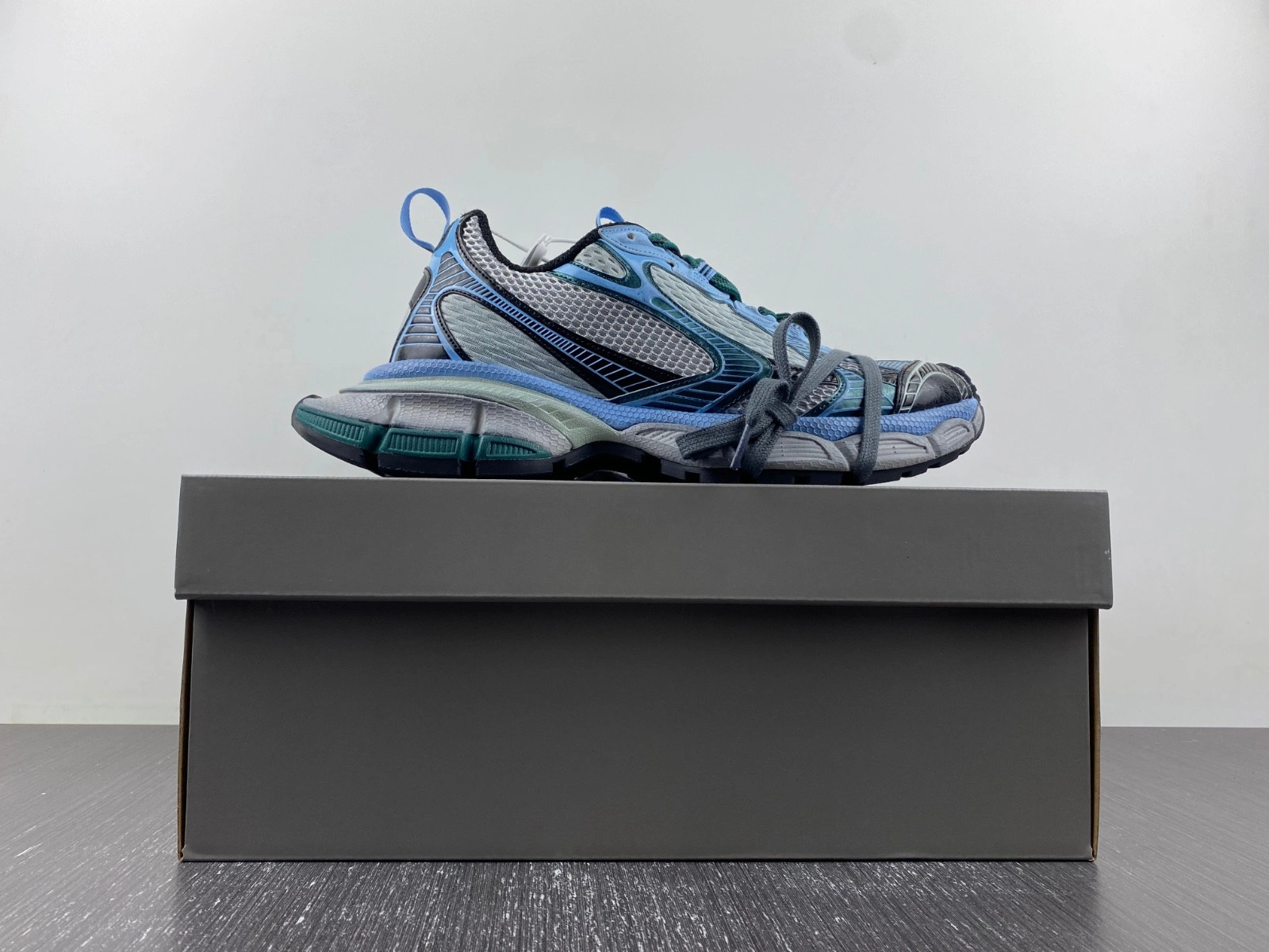 BALENCIAGA MEN'S 3XL SNEAKER