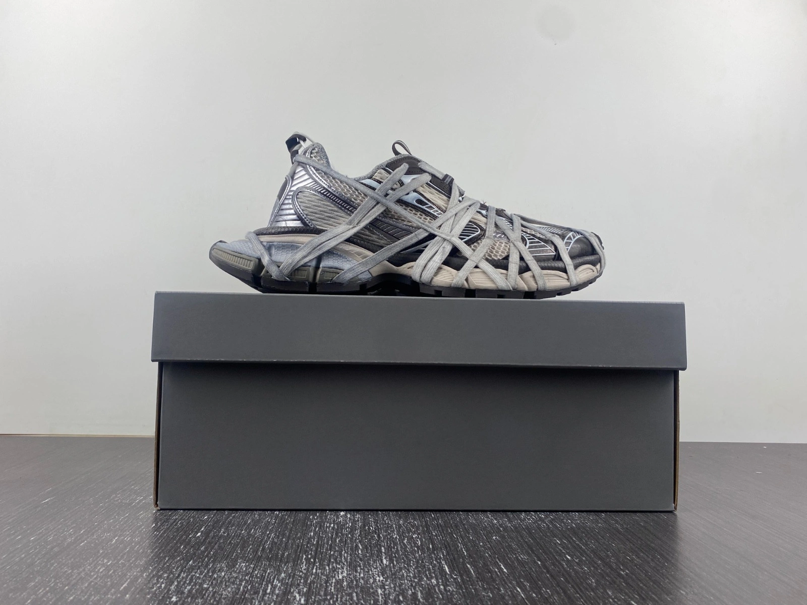 BALENCIAGA MEN'S 3XL SNEAKER