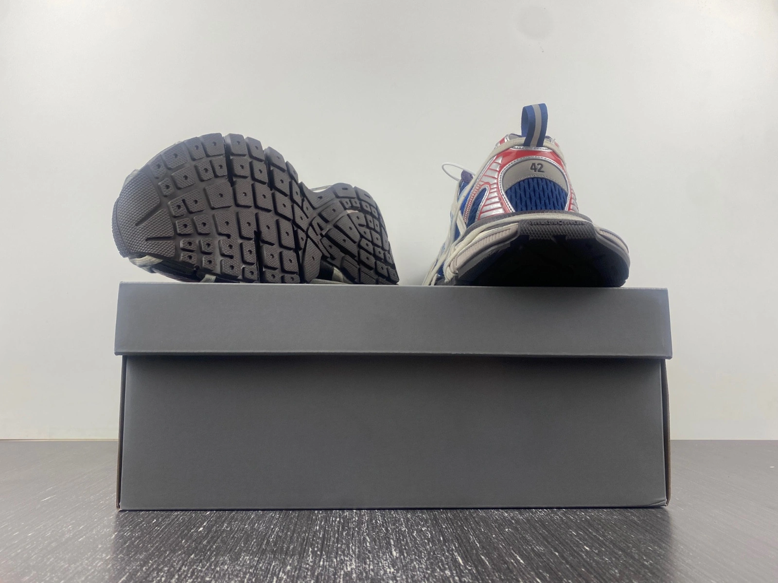 BALENCIAGA MEN'S 3XL SNEAKER