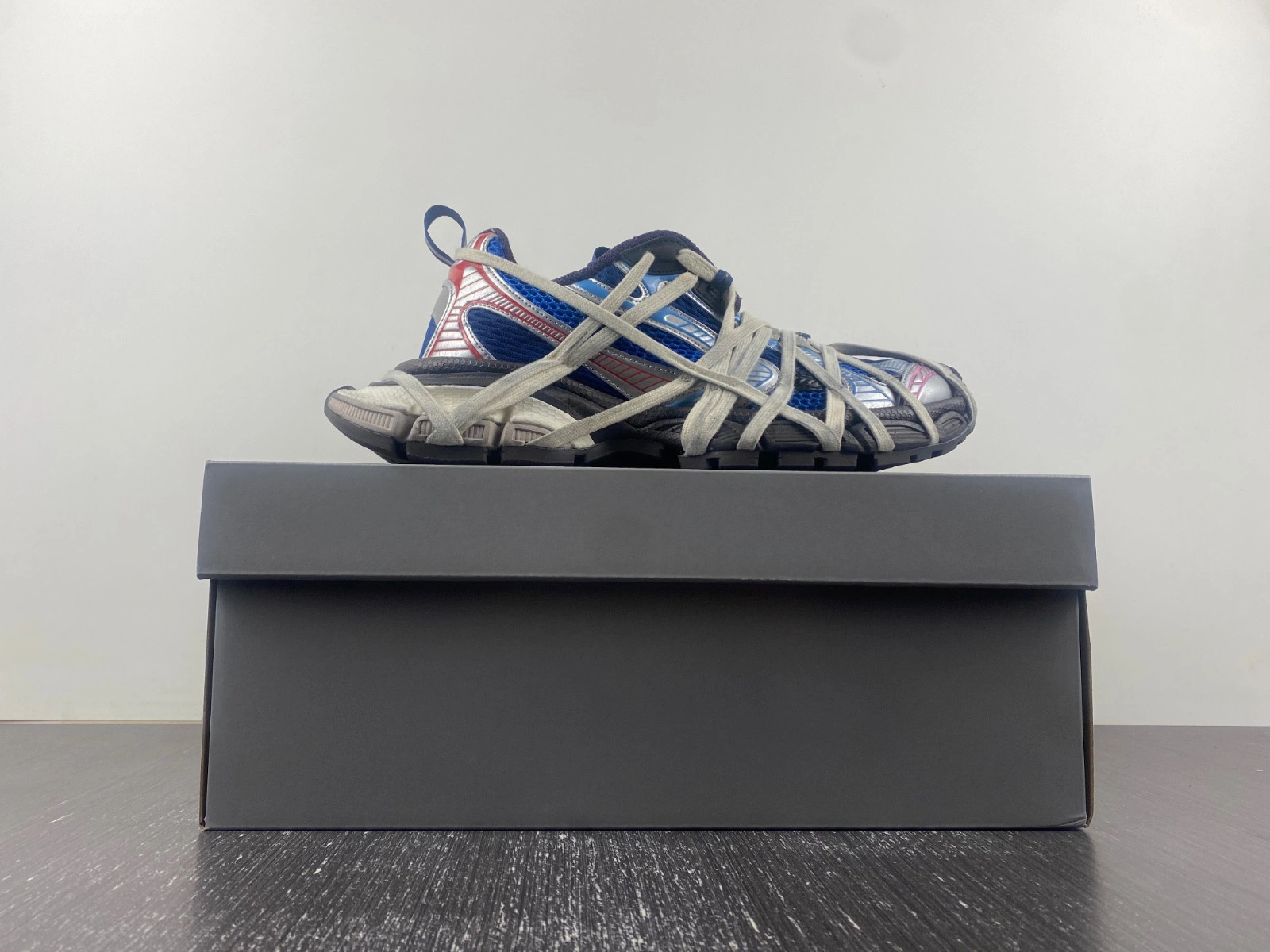 BALENCIAGA MEN'S 3XL SNEAKER
