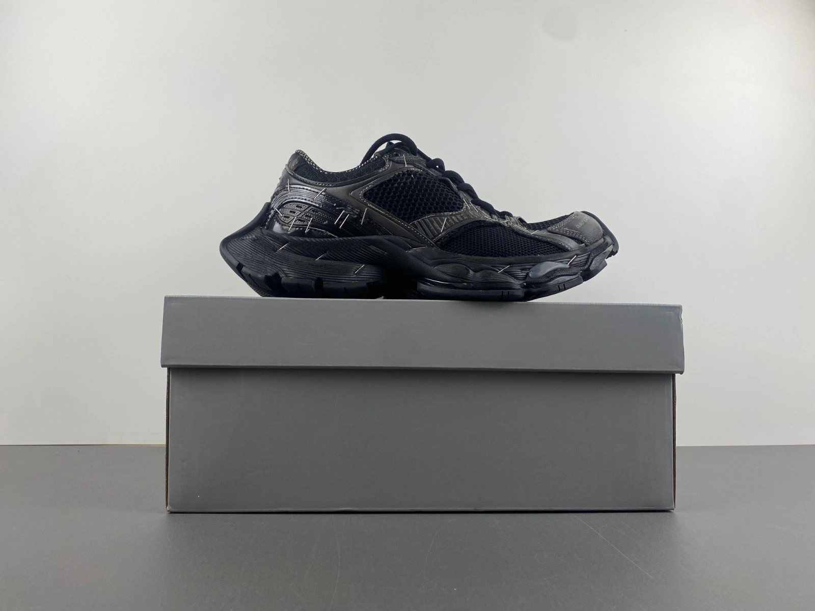 BALENCIAGA MEN'S 3XL SNEAKER