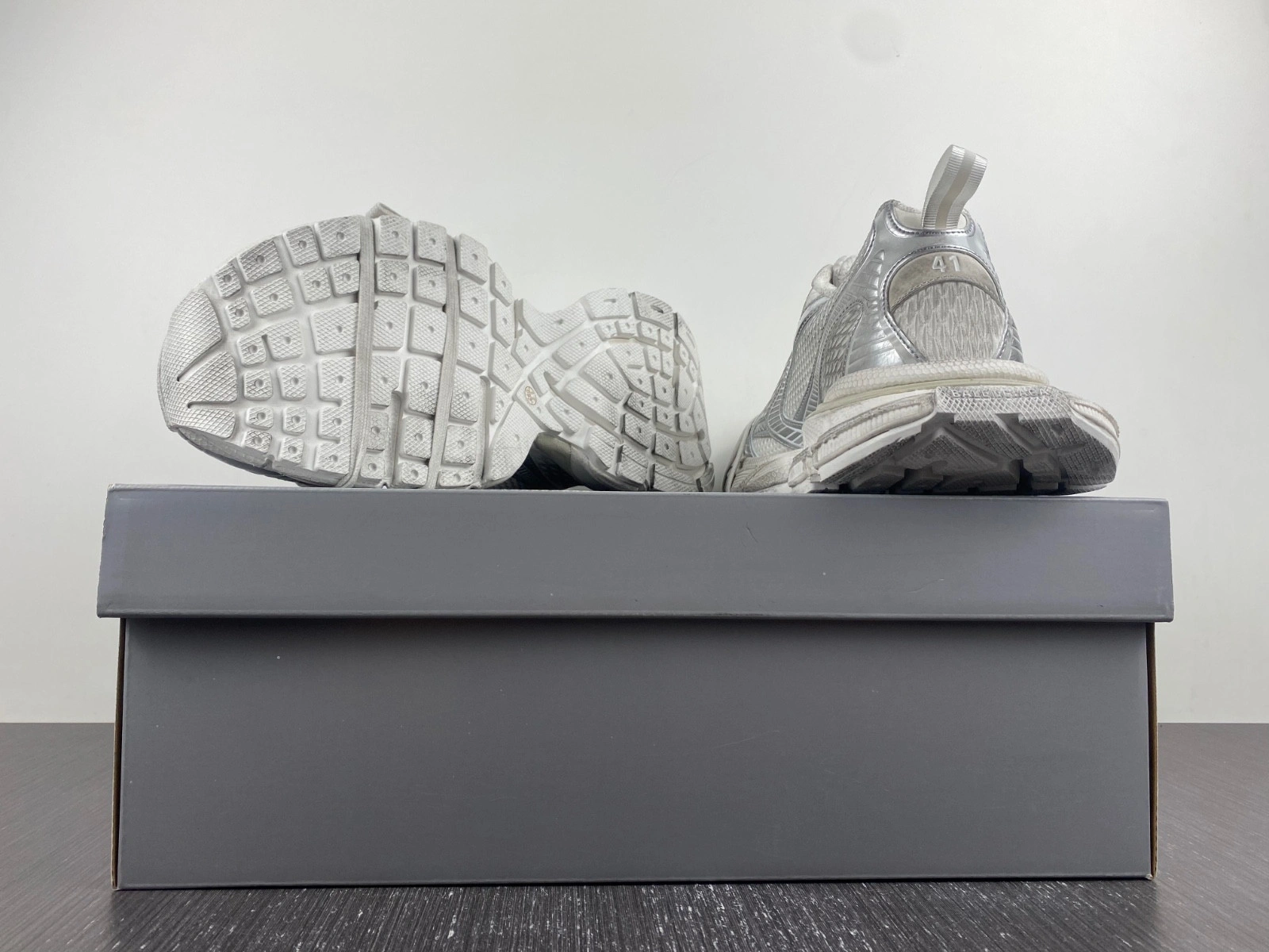 BALENCIAGA MEN'S 3XL SNEAKER