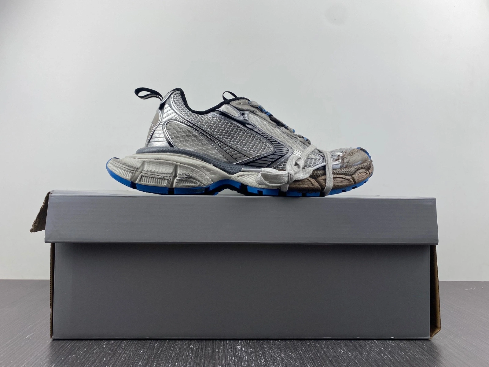 BALENCIAGA MEN'S 3XL SNEAKER