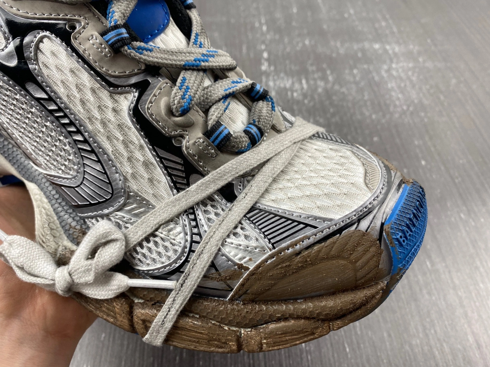 BALENCIAGA MEN'S 3XL SNEAKER