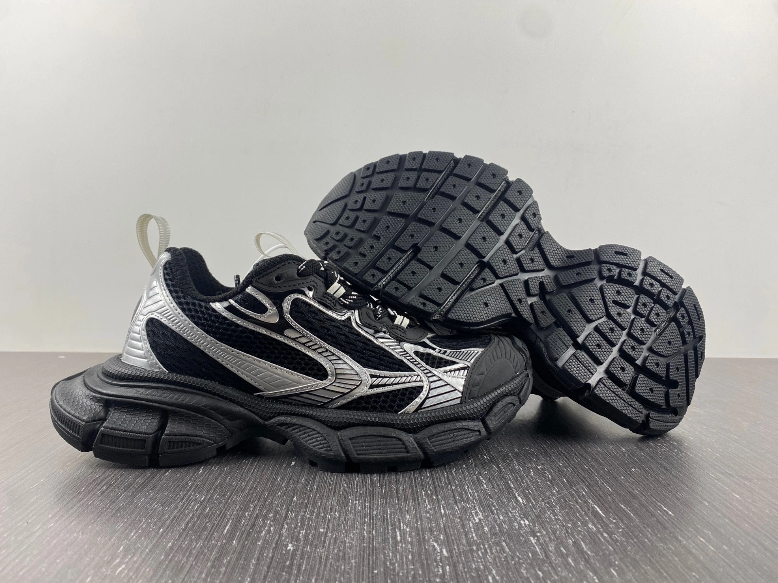 BALENCIAGA MEN'S 3XL SNEAKER