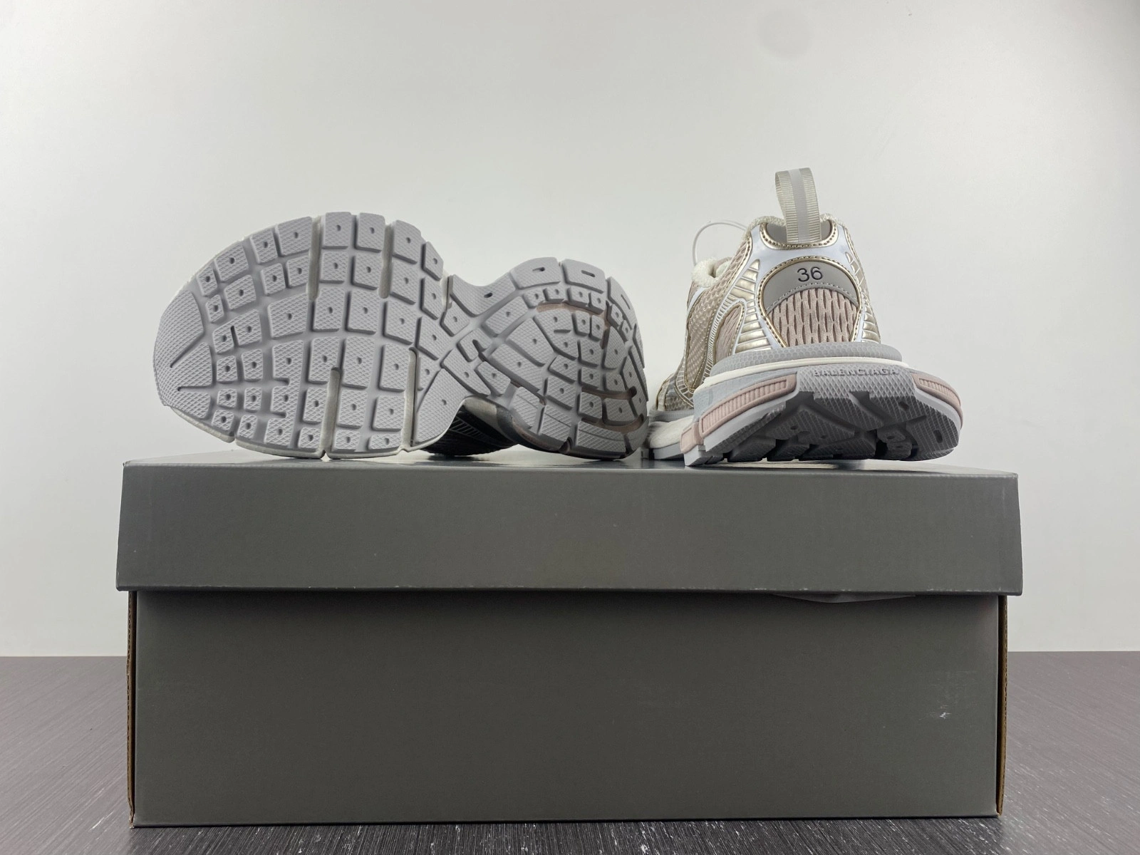 BALENCIAGA MEN'S 3XL SNEAKER