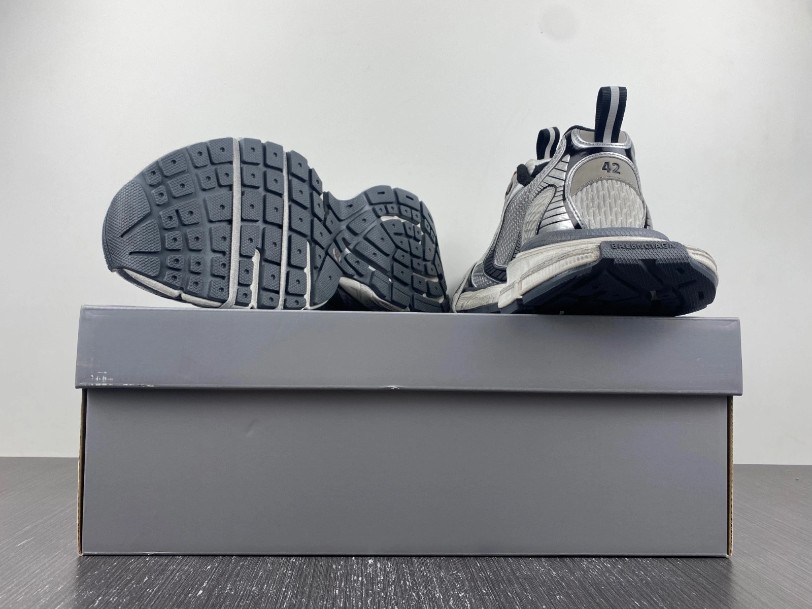 BALENCIAGA MEN'S 3XL SNEAKER