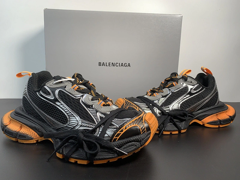 BALENCIAGA MEN'S 3XL SNEAKER