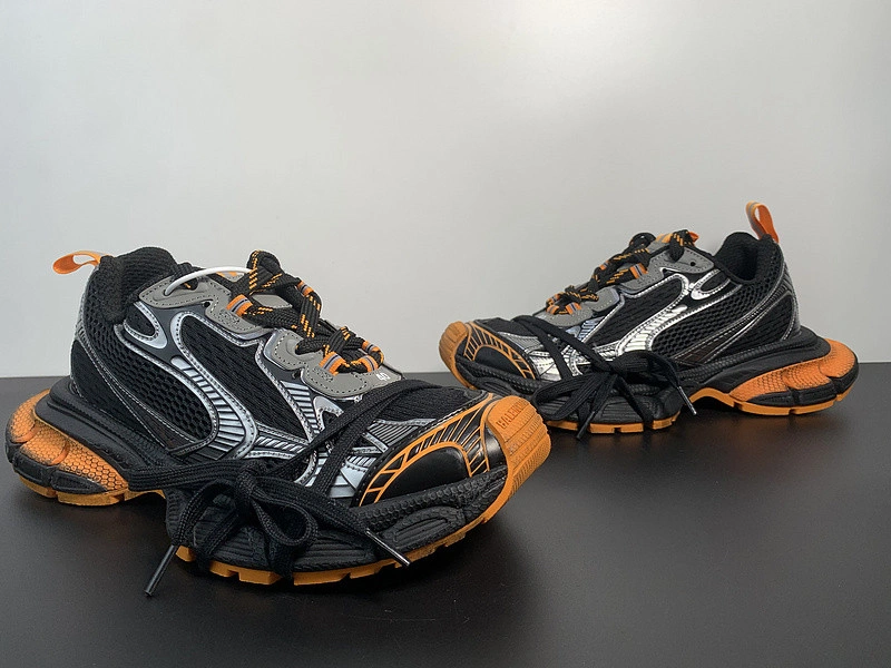 BALENCIAGA MEN'S 3XL SNEAKER