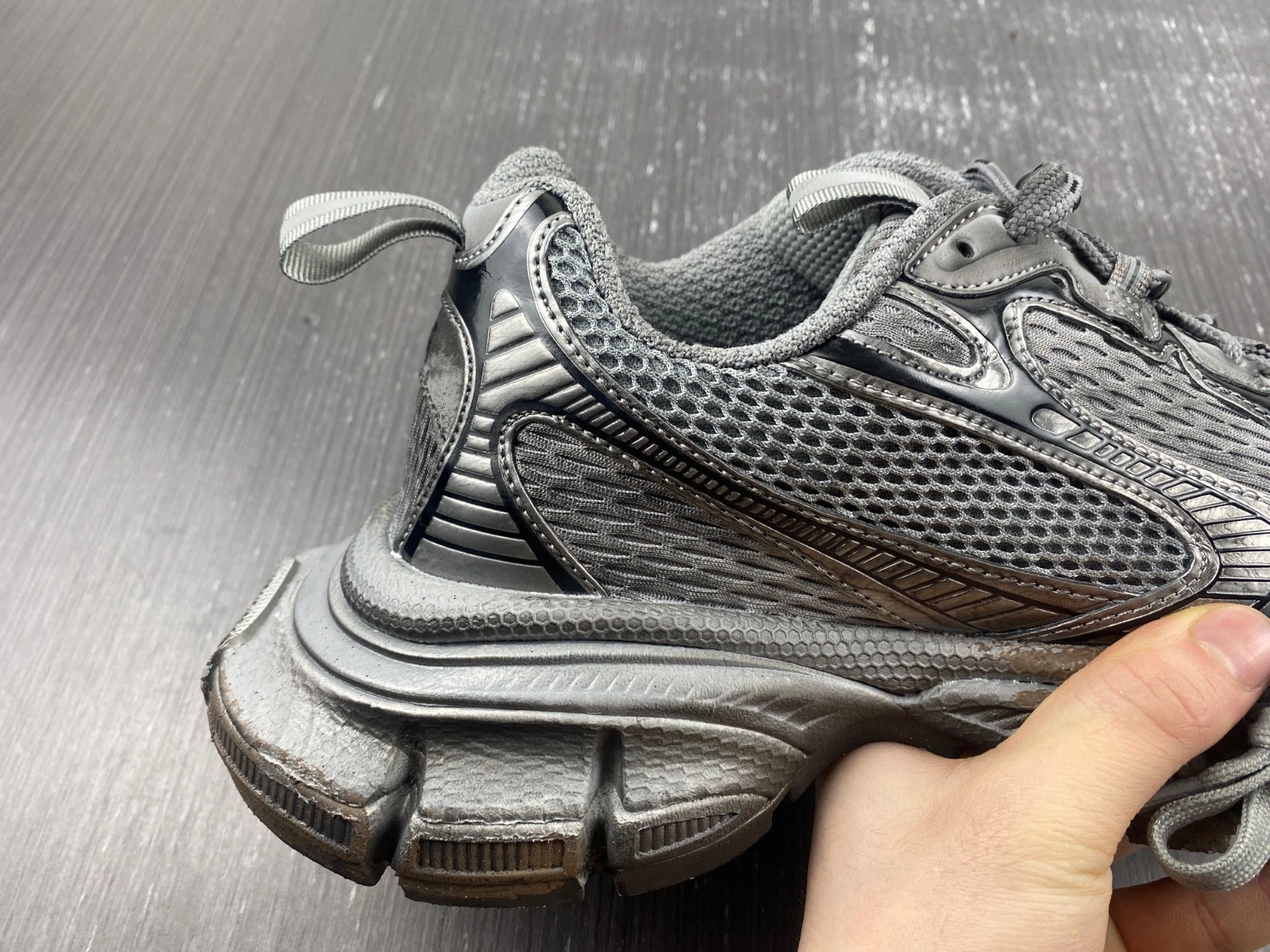 BALENCIAGA MEN'S 3XL SNEAKER