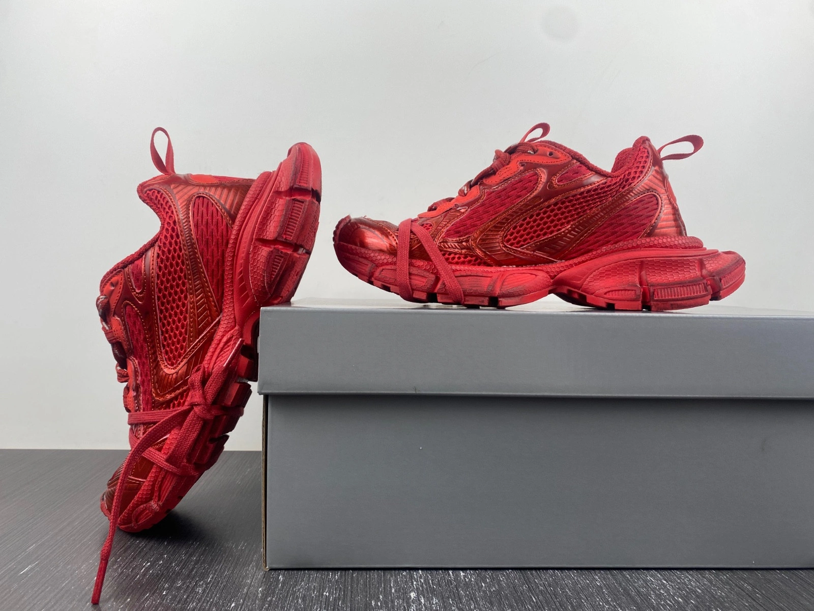 BALENCIAGA MEN'S 3XL SNEAKER