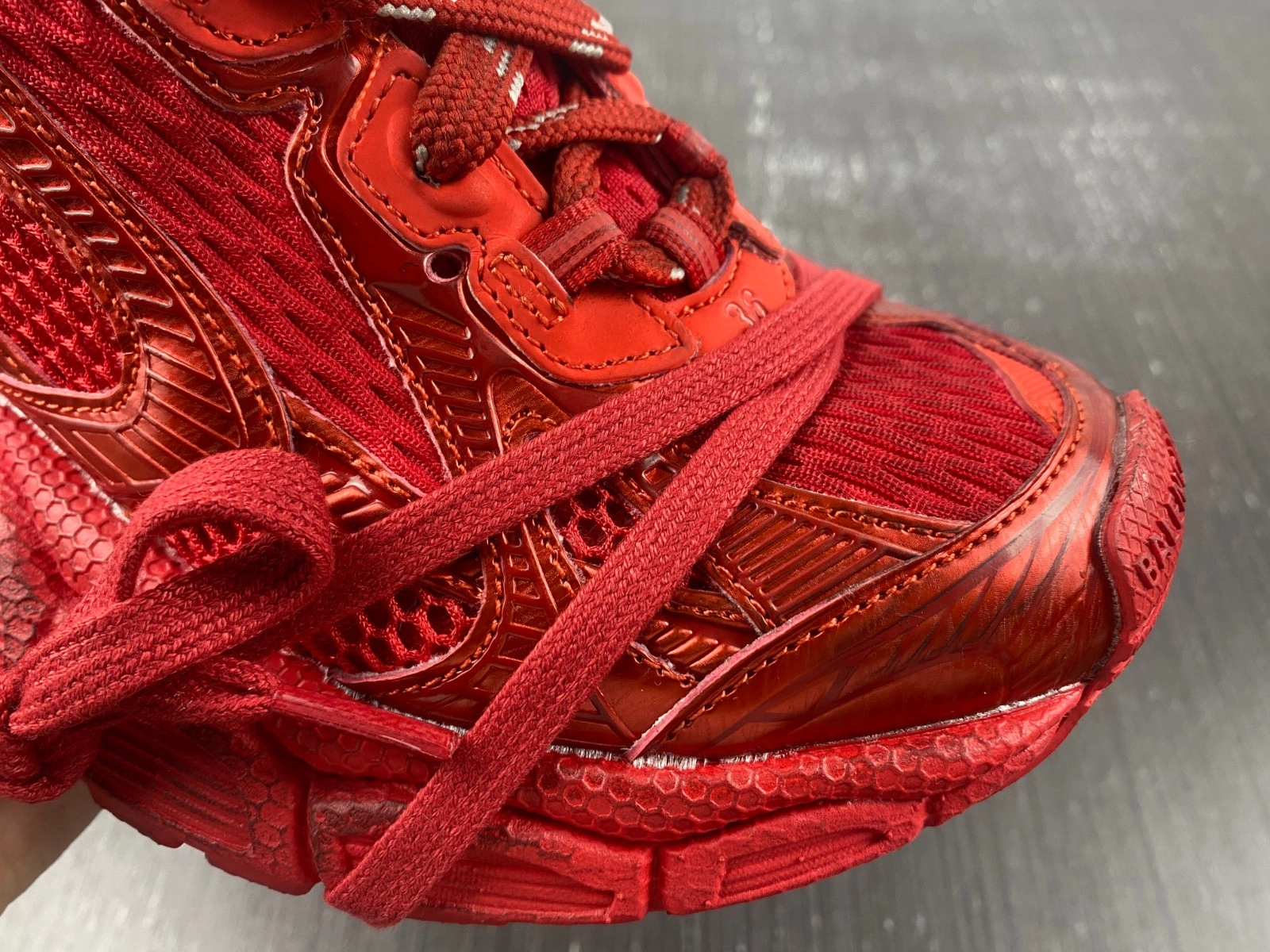 BALENCIAGA MEN'S 3XL SNEAKER