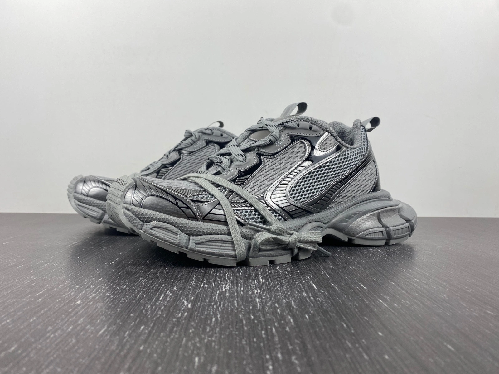 BALENCIAGA MEN'S 3XL SNEAKER