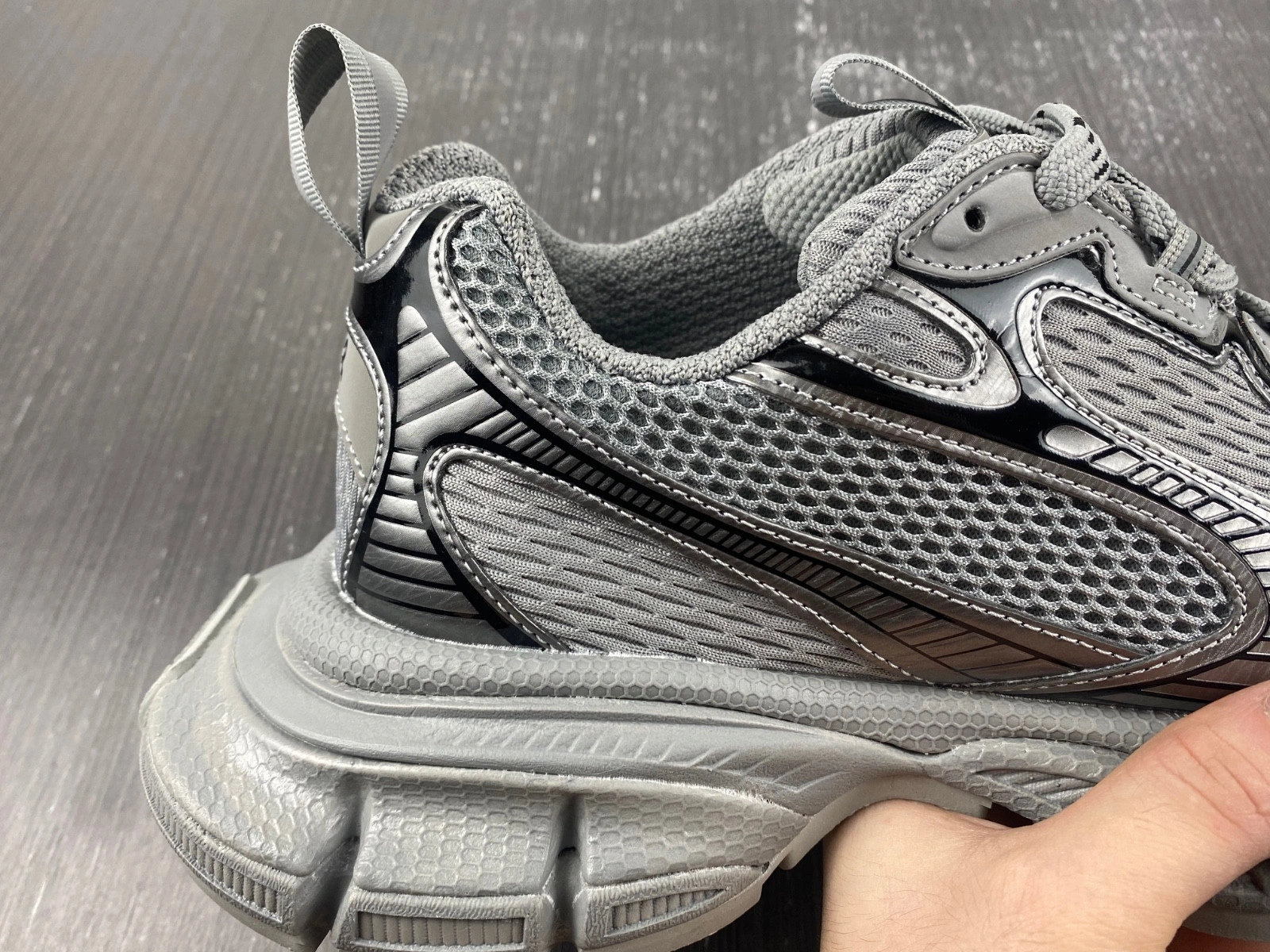BALENCIAGA MEN'S 3XL SNEAKER