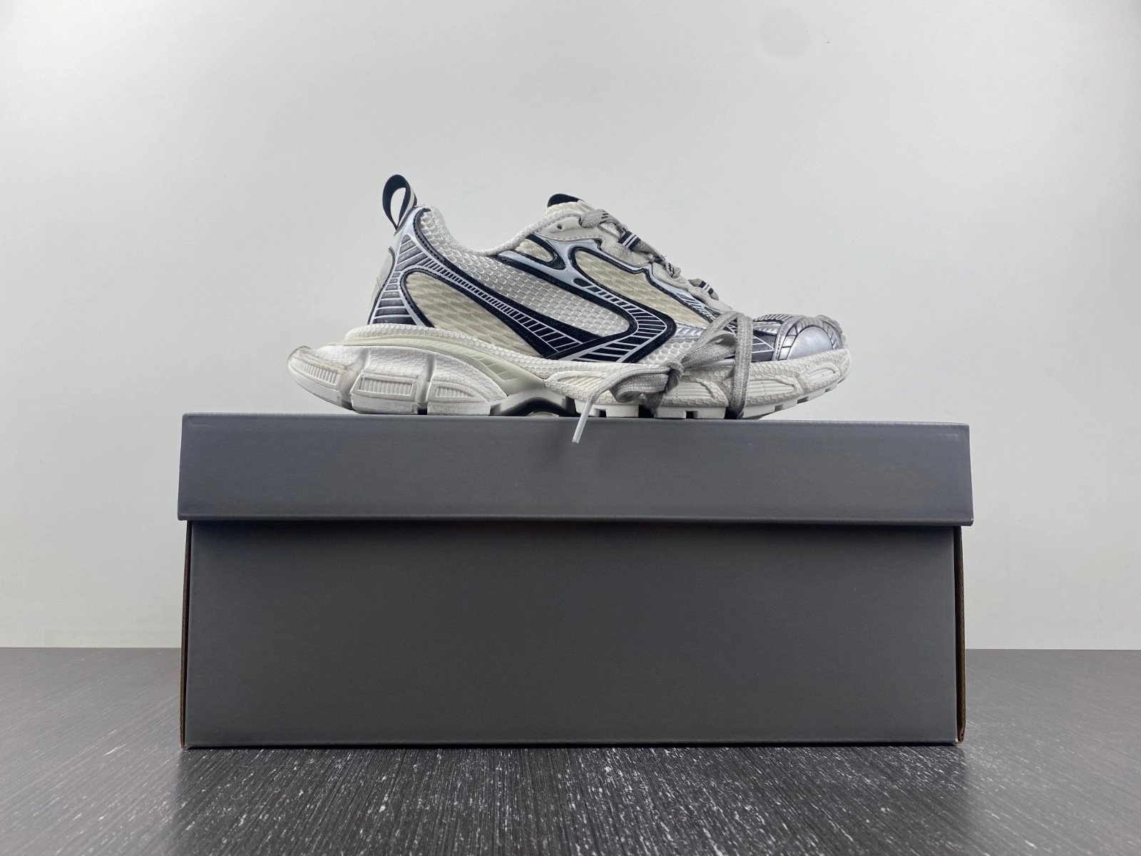 BALENCIAGA MEN'S 3XL SNEAKER