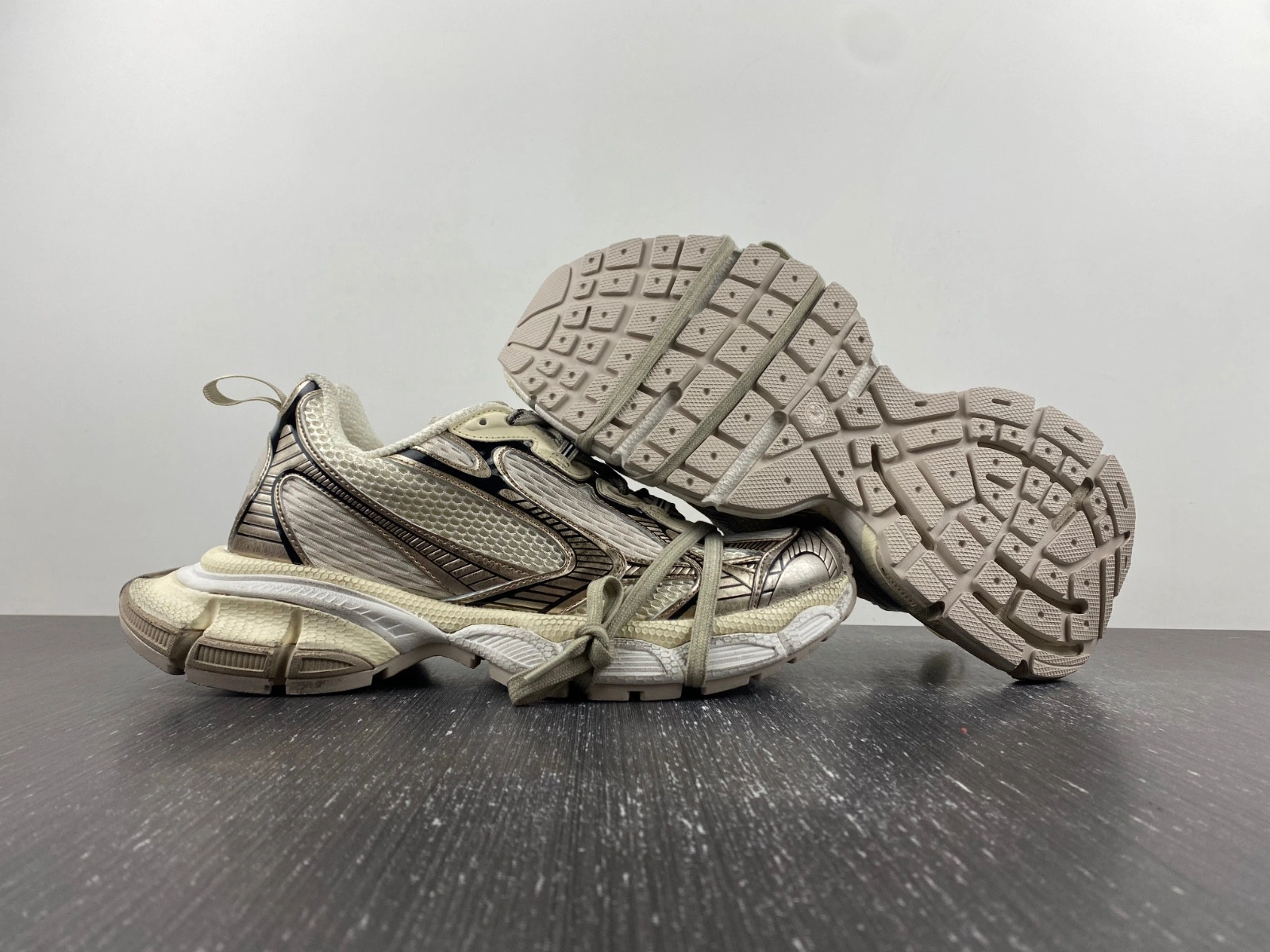 BALENCIAGA MEN'S 3XL SNEAKER