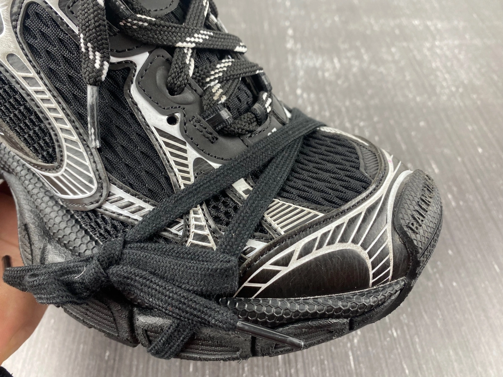 BALENCIAGA MEN'S 3XL SNEAKER