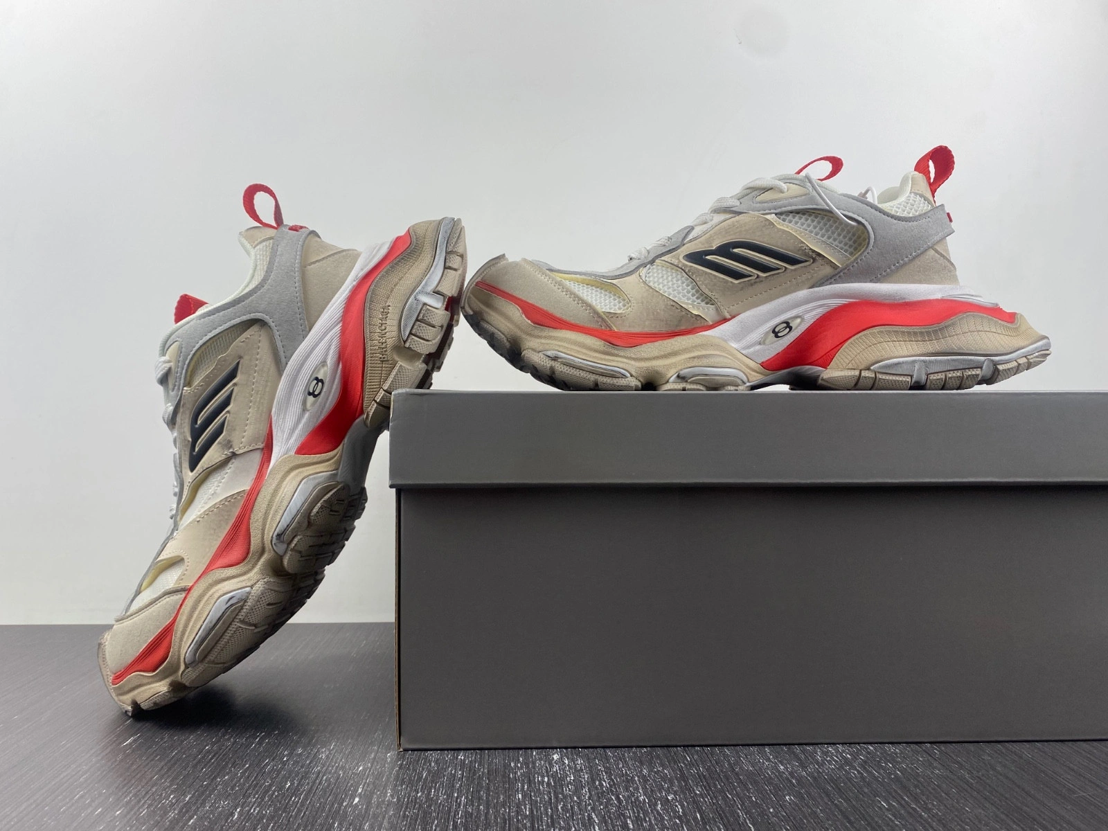 BALENCIAGA MEN'S CARGO SNEAKER
