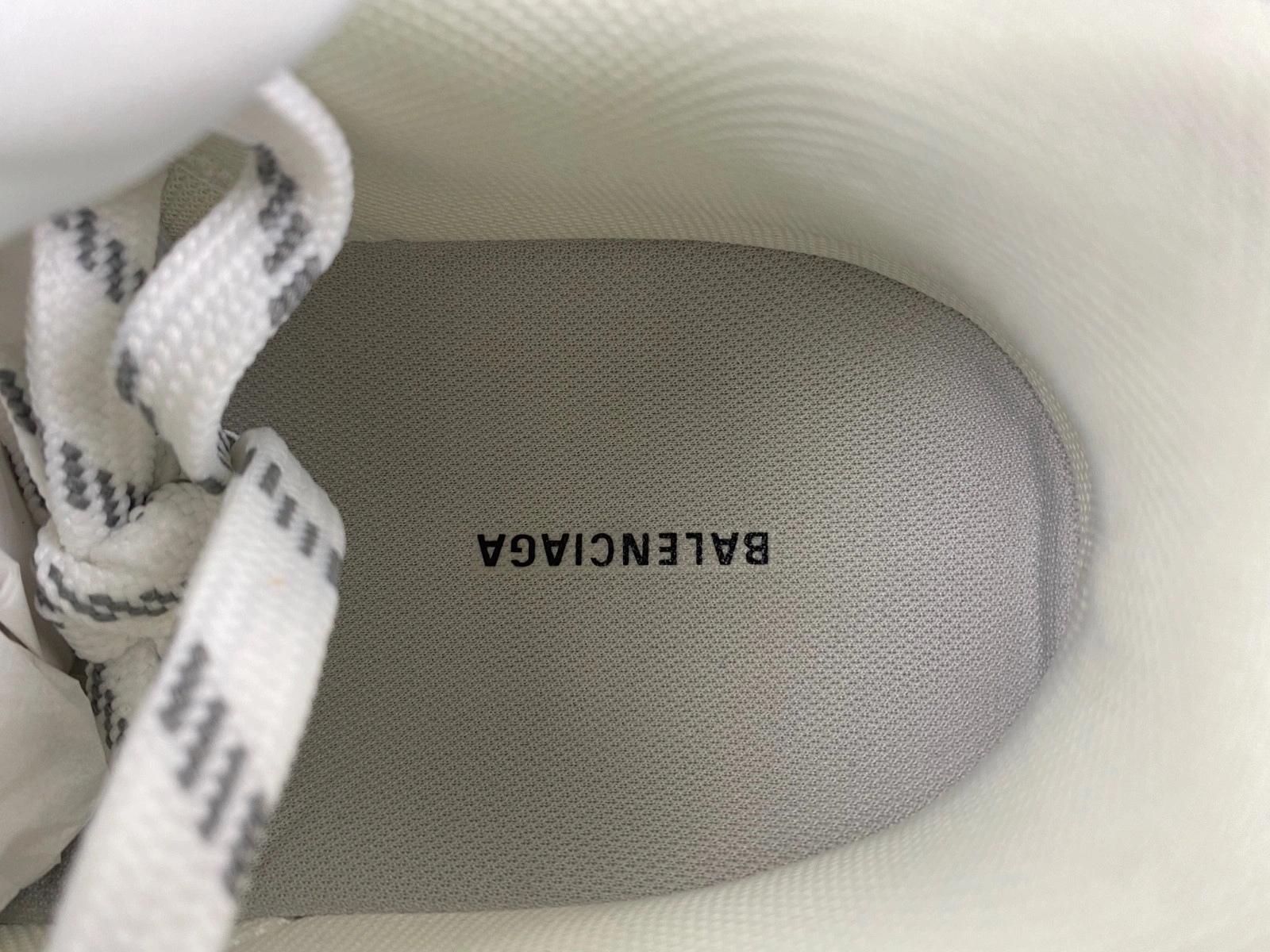 BALENCIAGA MEN'S CARGO SNEAKER