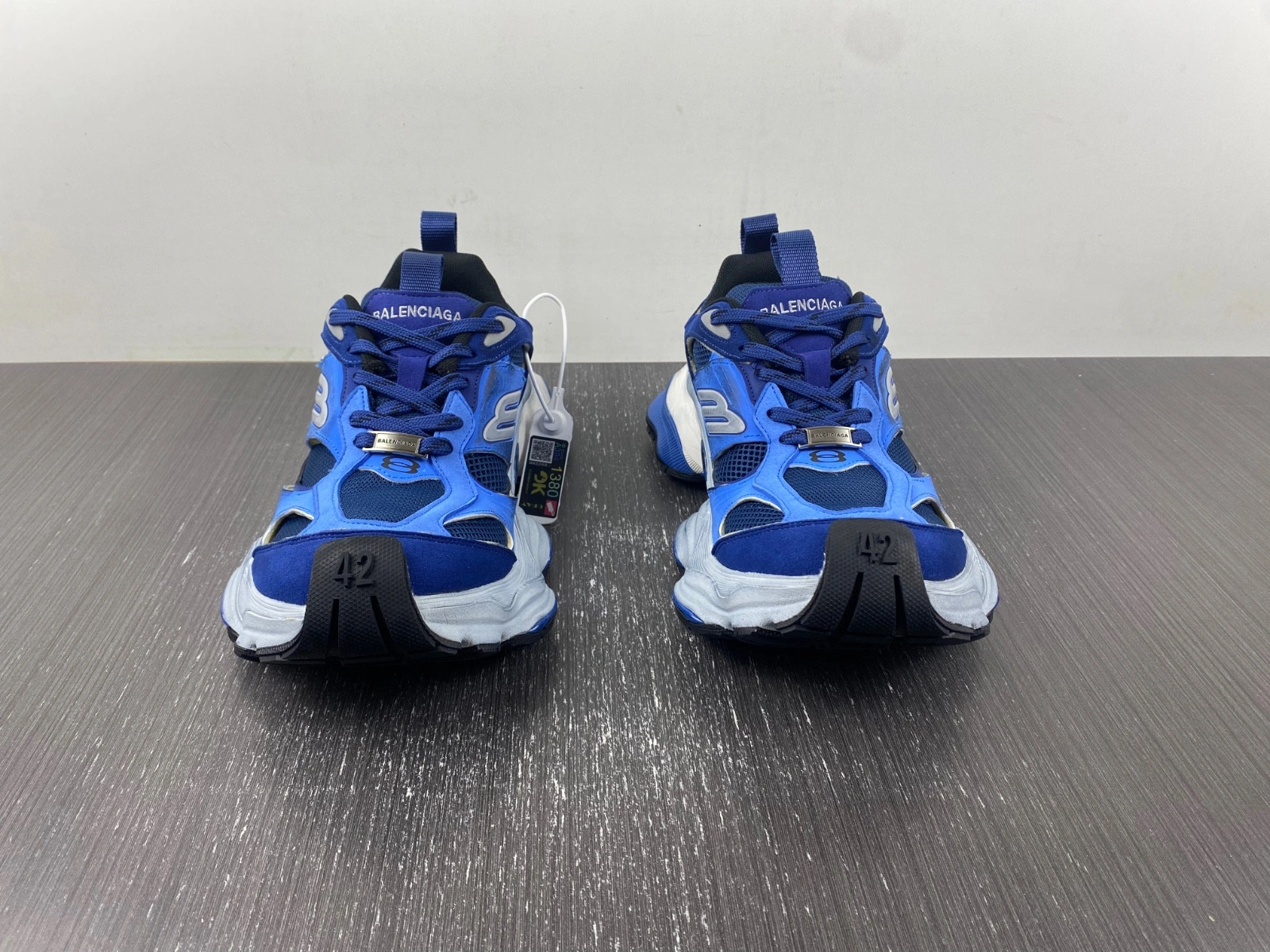BALENCIAGA MEN'S CARGO SNEAKER