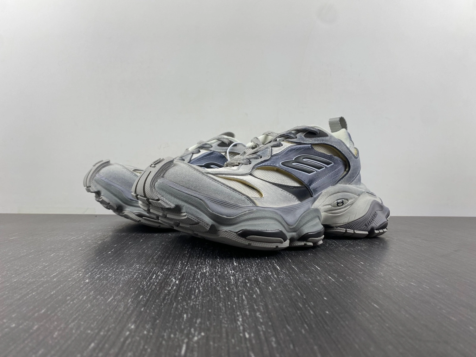 BALENCIAGA MEN'S CARGO SNEAKER