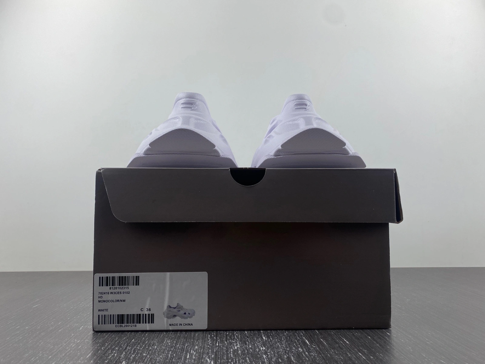 BALENCIAGA MEN'S HD LACE-UP SNEAKER