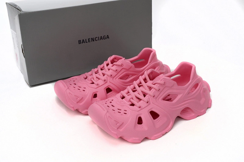 BALENCIAGA MEN'S HD LACE-UP SNEAKER