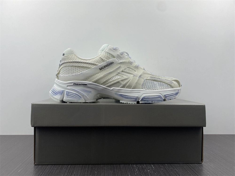 BALENCIAGA MEN'S PHANTOM SNEAKER IN WHITE  678869W2E909000