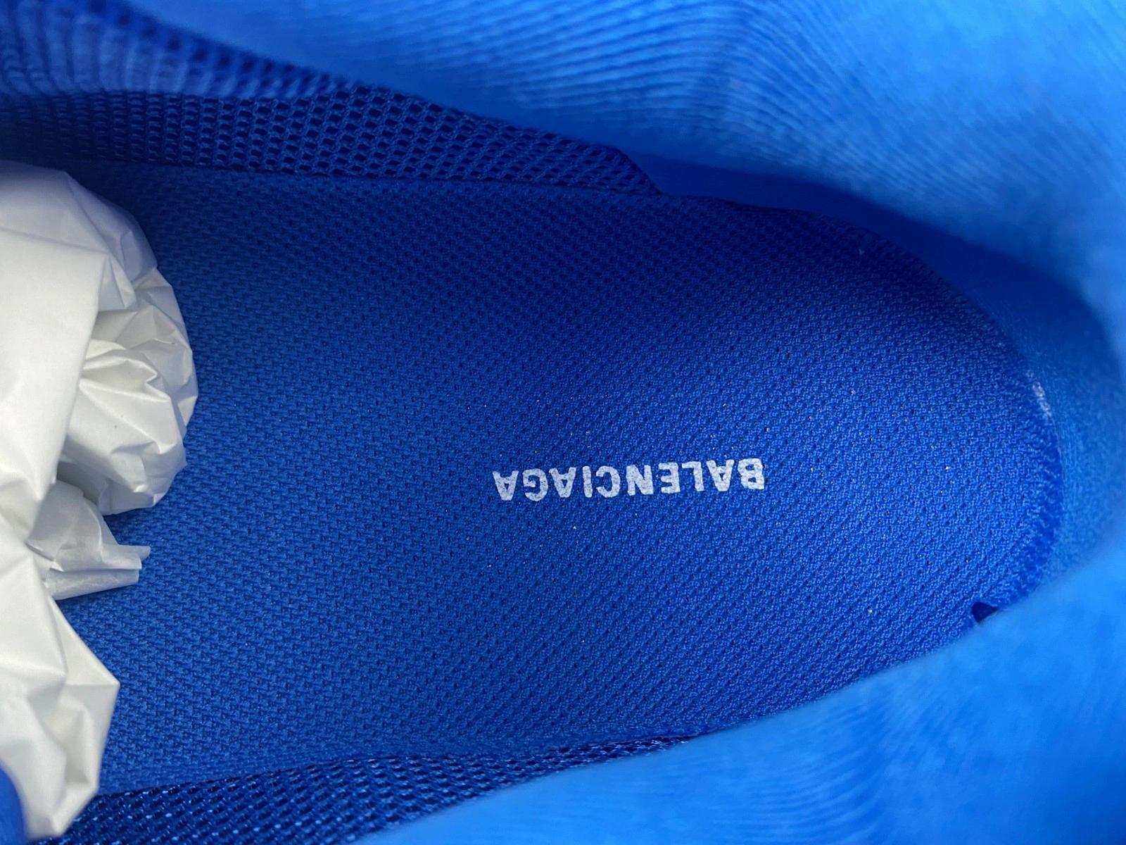 BALENCIAGA MEN'S TRACK.3 SNEAKER IN BLUE  700875W3RF14090
