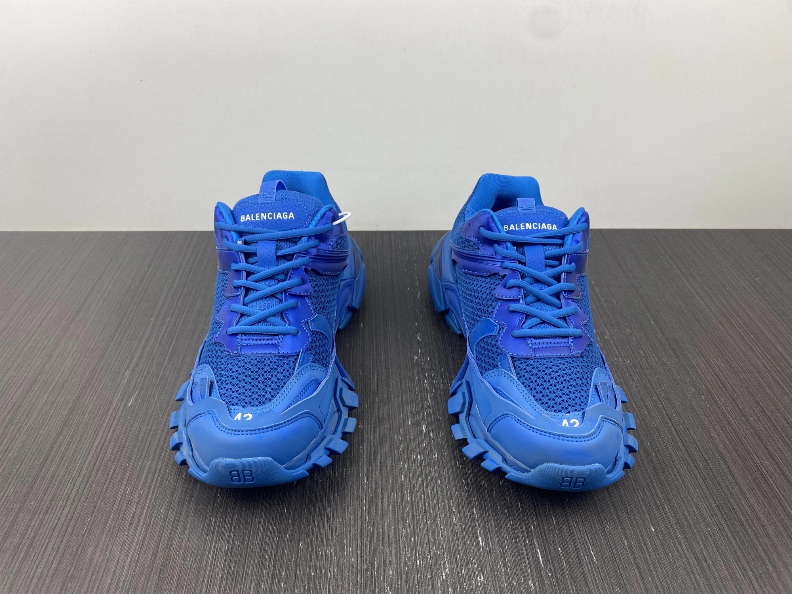 BALENCIAGA MEN'S TRACK.3 SNEAKER IN BLUE  700875W3RF14090