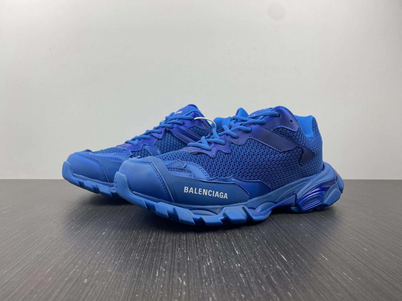 BALENCIAGA MEN'S TRACK.3 SNEAKER IN BLUE  700875W3RF14090