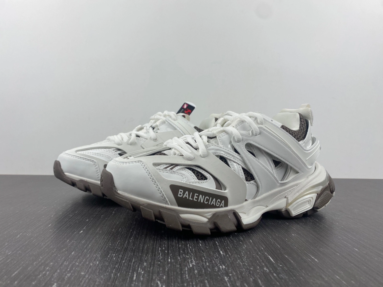 BALENCIAGA MEN'S TRACK.3 SNEAKER IN GREY 542023W3AC11897
