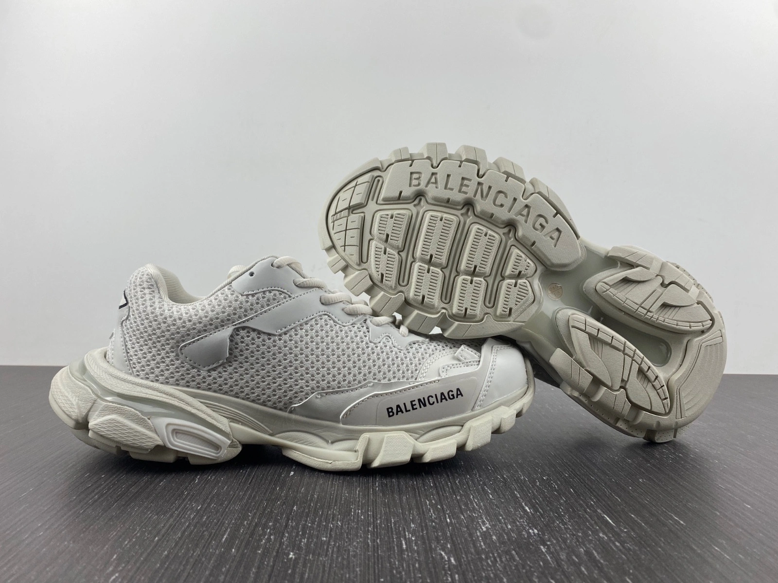 BALENCIAGA MEN'S TRACK.3 SNEAKER IN WHITE