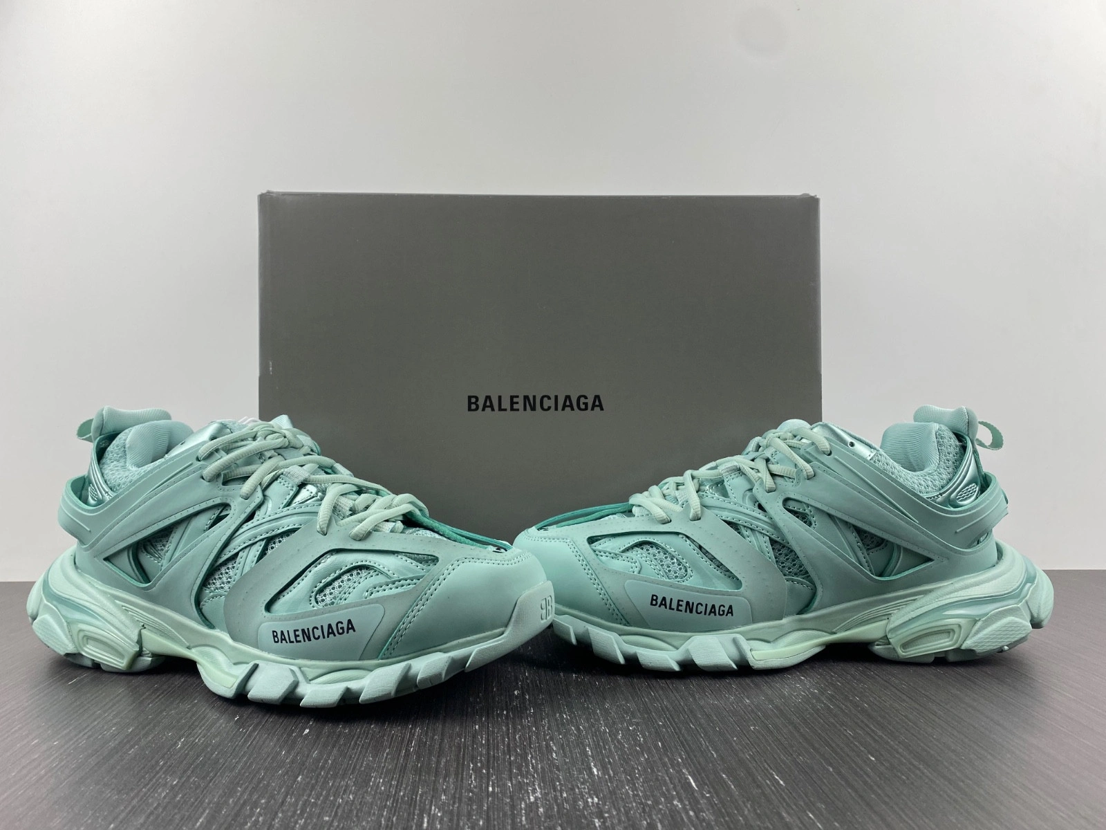 BALENCIAGA MEN'S TRACK.3 SNEAKER