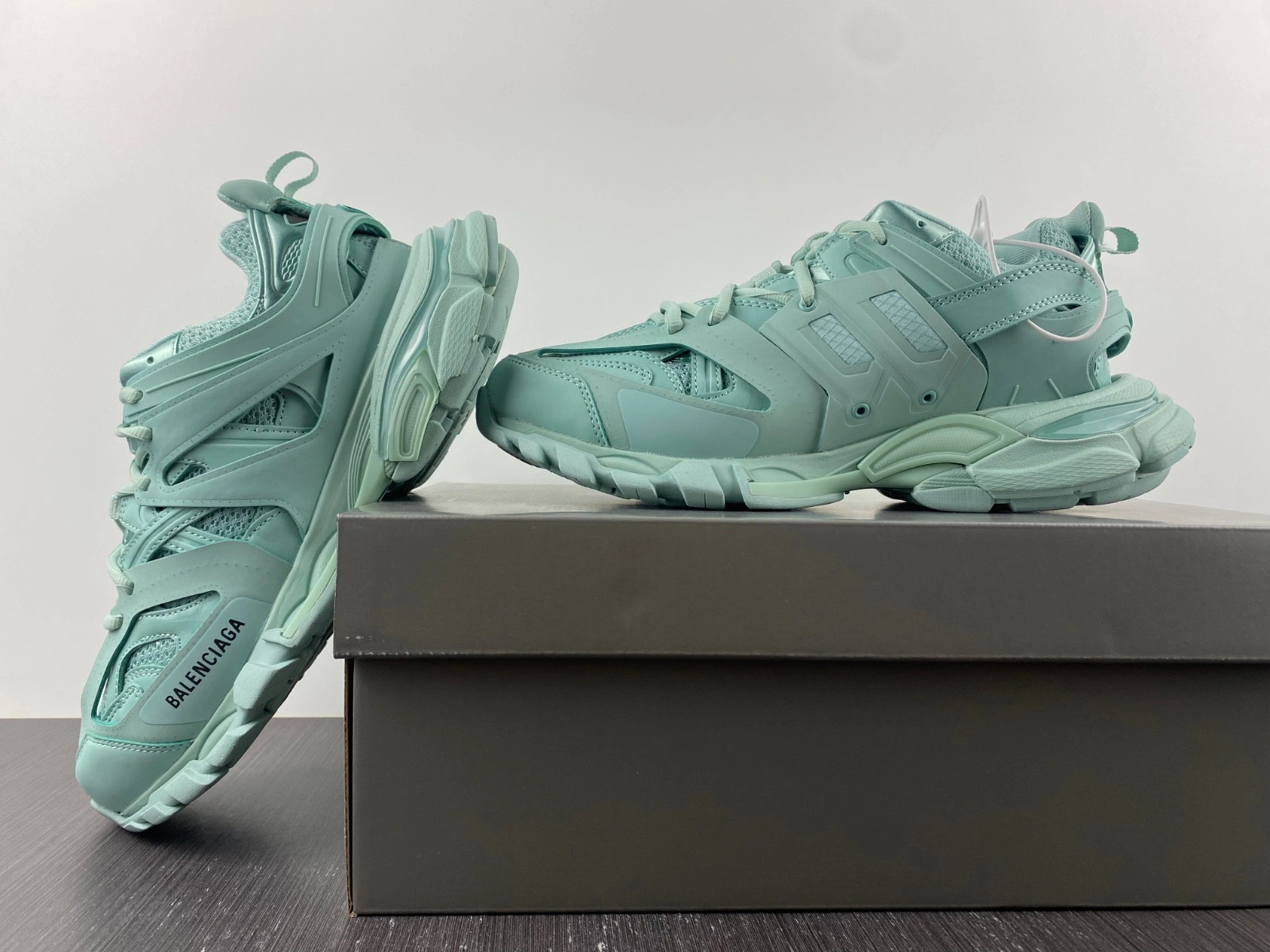 BALENCIAGA MEN'S TRACK.3 SNEAKER