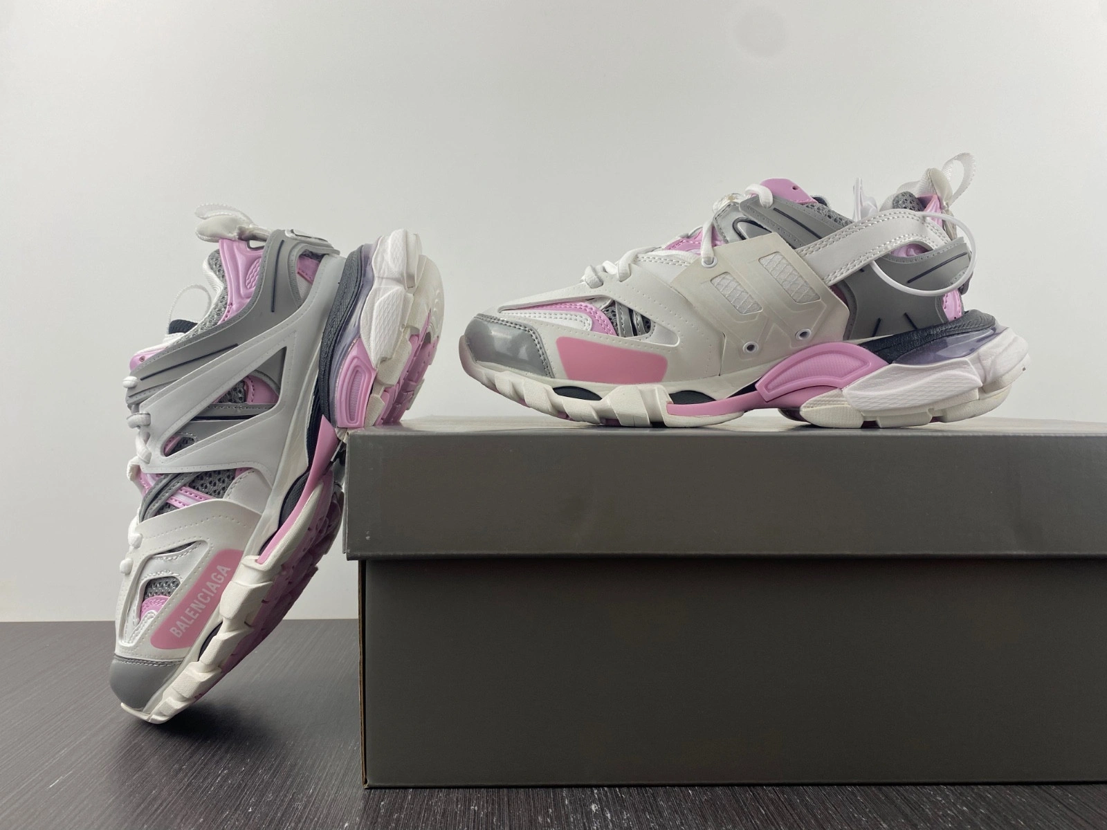 BALENCIAGA MEN'S TRACK.3 SNEAKER