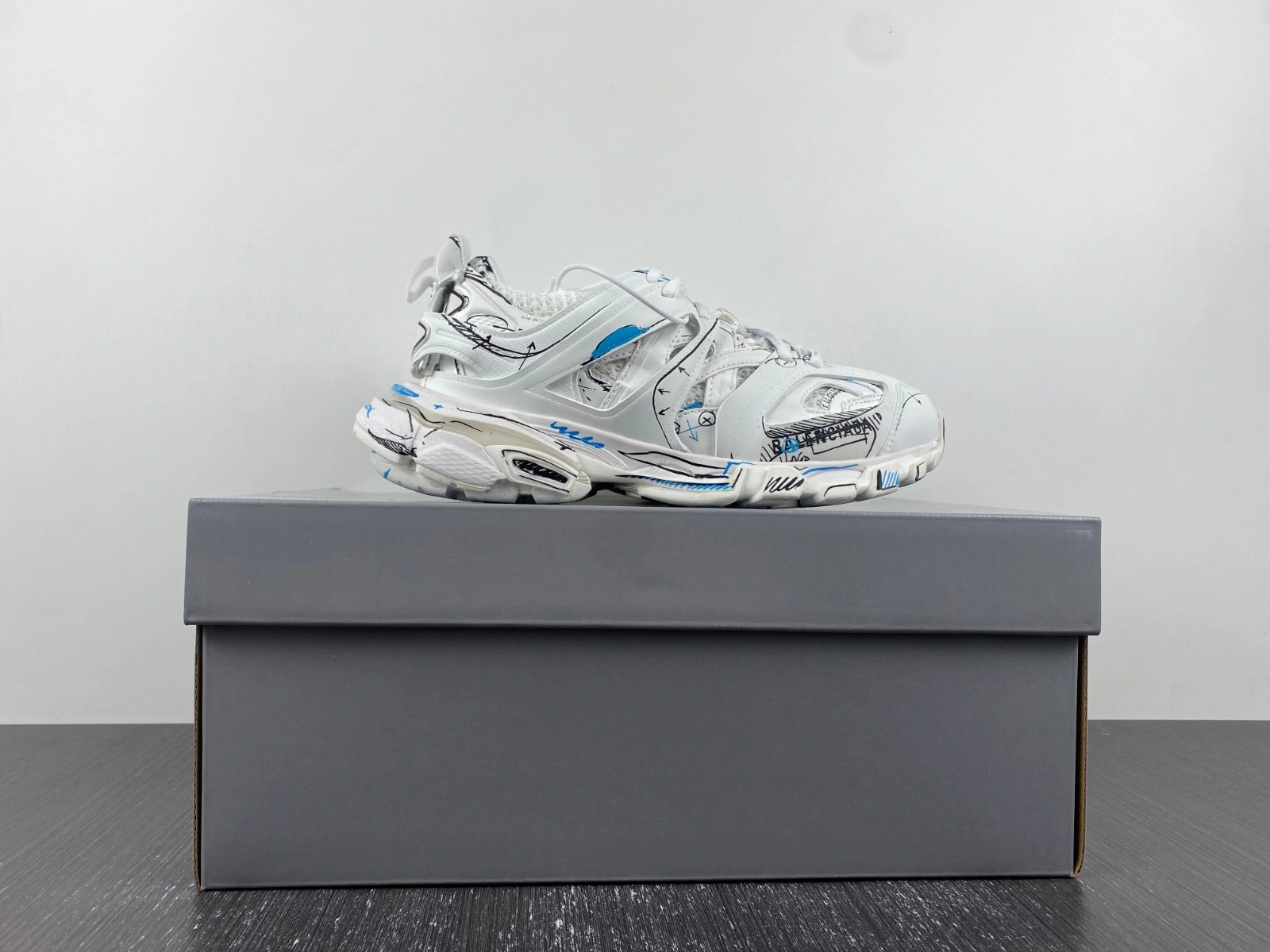 BALENCIAGA MEN'S TRACK.3 SNEAKER