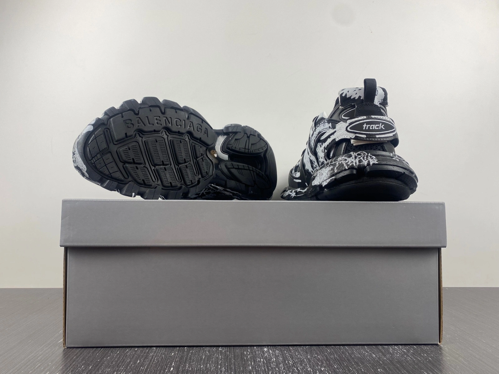BALENCIAGA MEN'S TRACK.3 SNEAKER