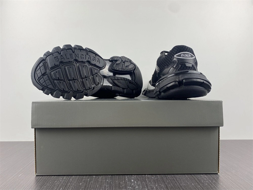 BALENCIAGA MEN'S TRACK.3 SNEAKER