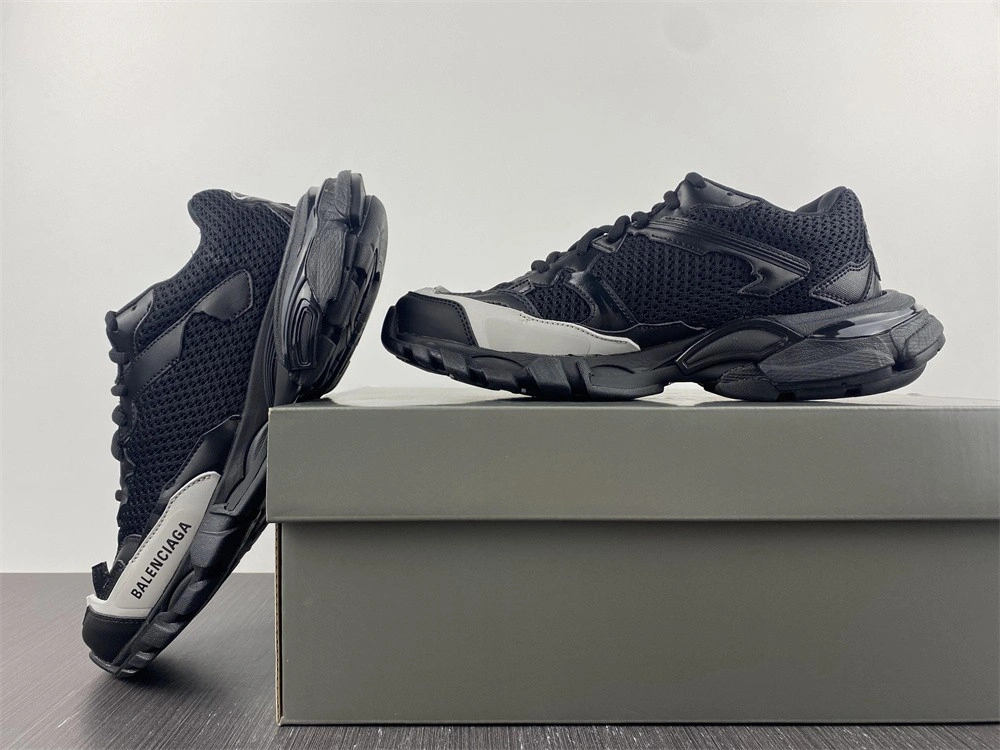 BALENCIAGA MEN'S TRACK.3 SNEAKER