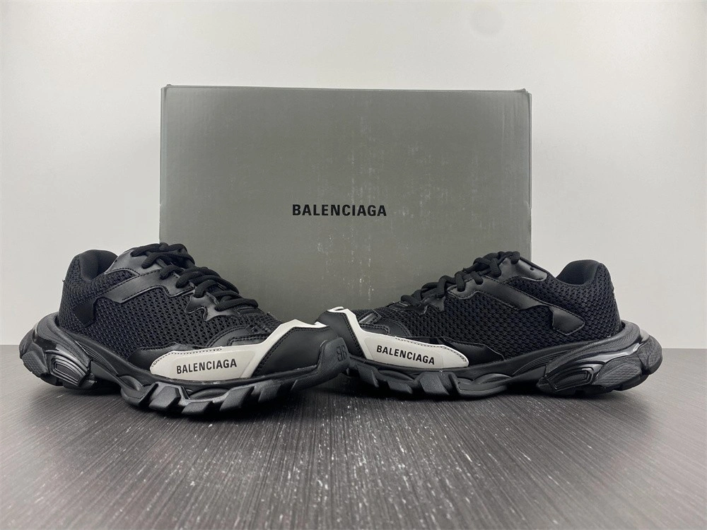 BALENCIAGA MEN'S TRACK.3 SNEAKER