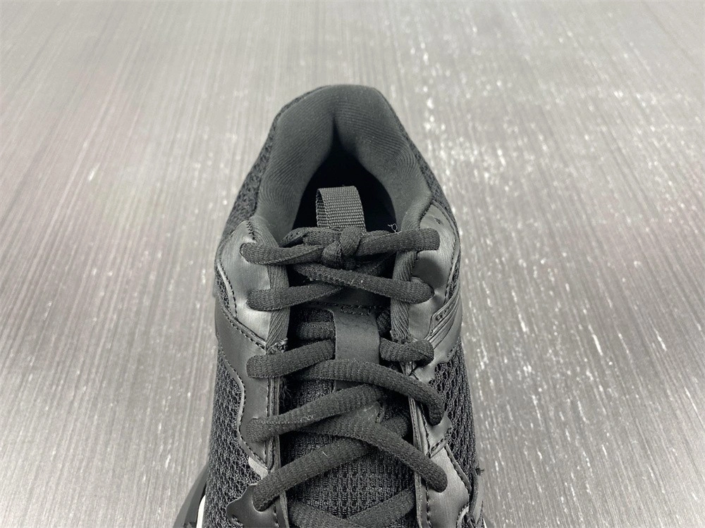 BALENCIAGA MEN'S TRACK.3 SNEAKER